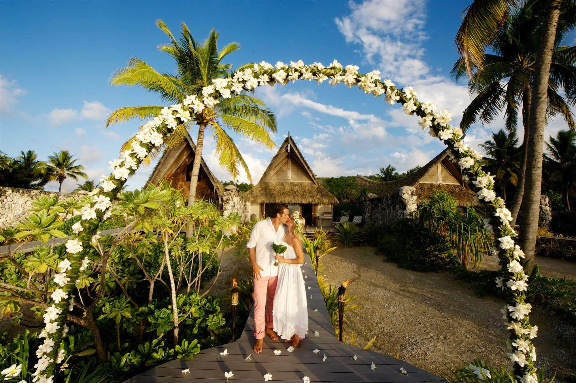 Aitutaki Escape Hotel Arutanga Exterior photo